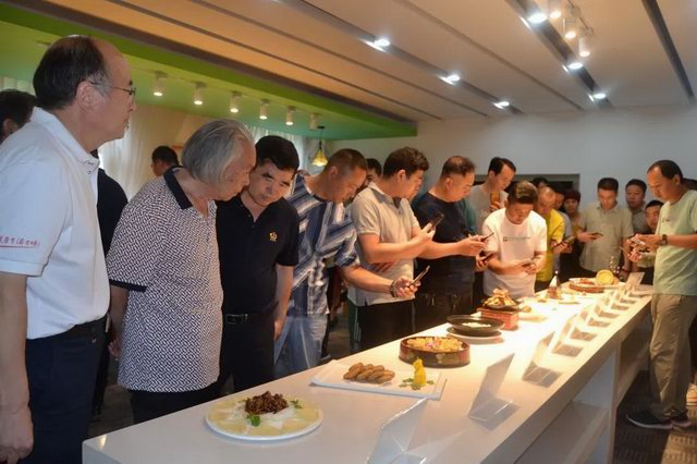 1598753729962957.jpg 2.jpg