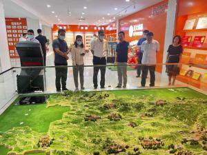 洛陽市市委常委、宣傳部長王飛蒞臨洛陽正大調(diào)研